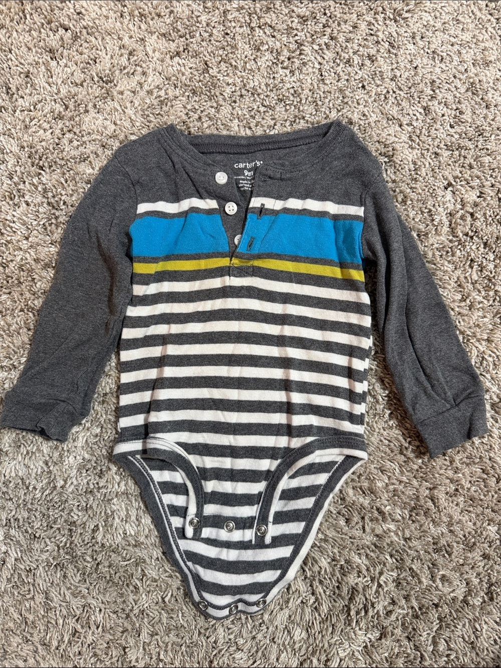 Carter's Long-Sleeve Striped Bodysuit in Gray, Blue and Yellow Size 9 Month
